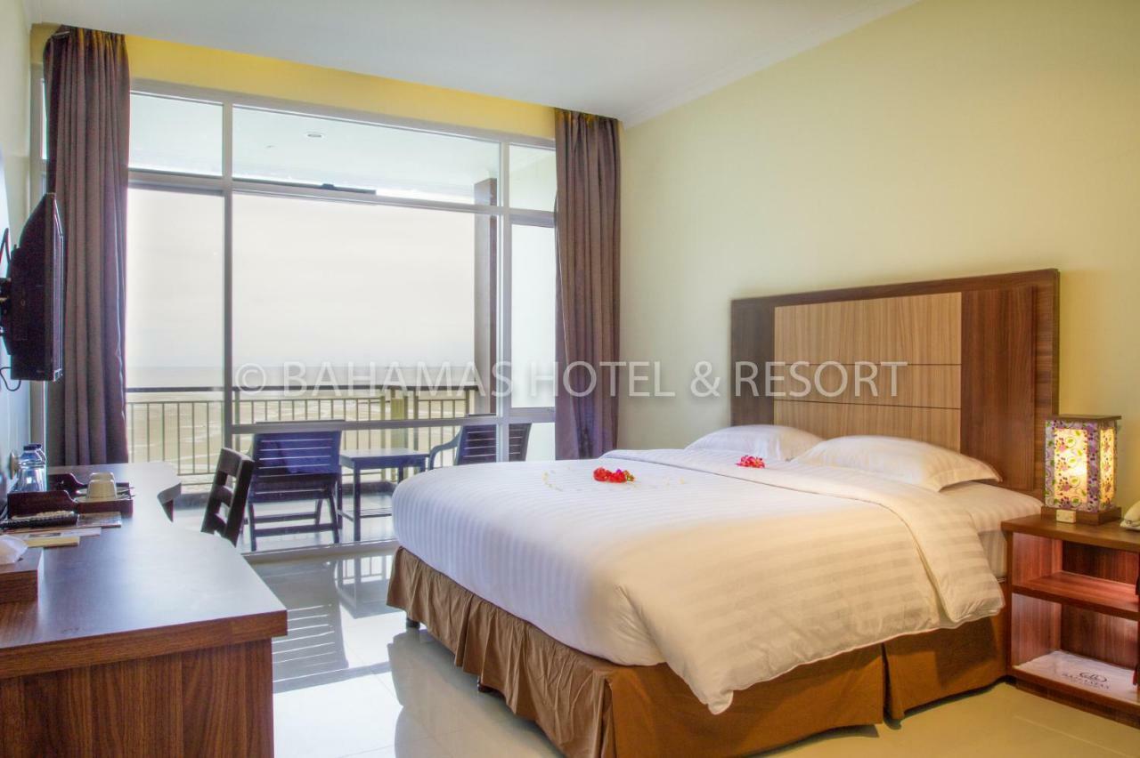 Bahamas Hotel&Resort Belitung Tanjung Pandan Exterior foto